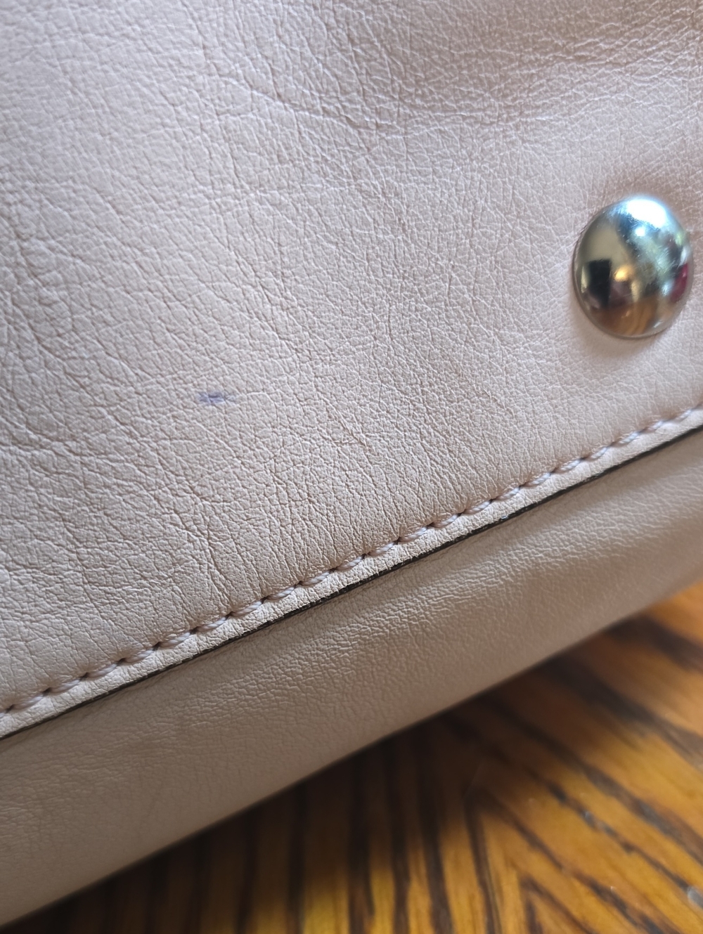 Coach Satchel - Picture 10 of 12